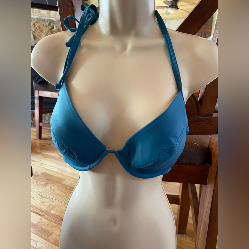 Victoria's Secret Bikini Top 36D